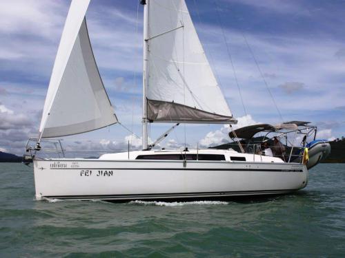 Sailboat Bavaria 33 Cruiser for rent in Yacht Haven Marina Phuket
