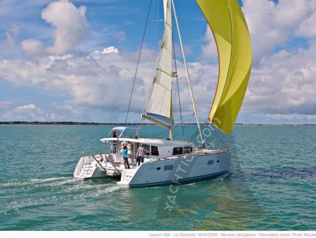 Lagoon 400 for charter in Greece - Catamaran Rental Greece